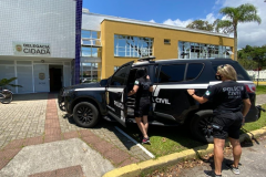 PCPR lavra 17 flagrantes por videoconferência em plantão de véspera de natal no Litoral