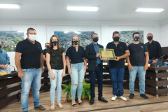 Policiais civis de Barracão são homenageados