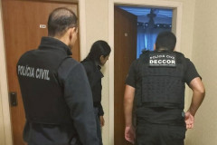 Policiais civis em operação