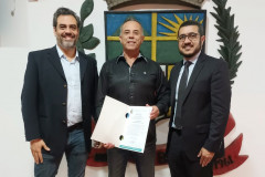Policial civil recebe homenagem do Legislativo em Quatro Barras 