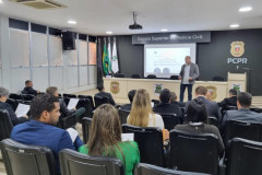 Momento da reunião na ESPC