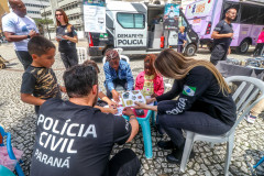 PCPR na Comunidade participa de evento de orientações a imigrantes e refugiados em Curitiba