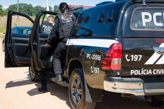 PCPR e PMPR prende homem e apreende armas de fogo e munições 