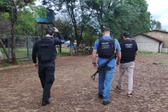 PCPR prende homem em flagrante por tráfico e apreende 2 toneladas de drogas em Pato Branco 