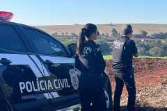 PCPR prende mulher em flagrante por estelionato praticado contra supermercado em Cambará