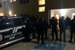 PCPR prende cinco pessoas investigadas por envolvimento com homicídio ocorrido em Araucária
