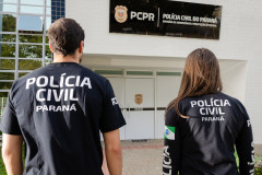 PCPR apreende objetos com símbolos neonazistas em Curitiba