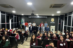 PCPR participa do segundo ano do Projeto Espelho e inspira jovens na Escola de Polícia