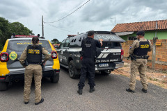 PCPR e PMPR prendem dois homens investigados por roubo ocorrido em Porto Amazonas