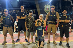 Durante show, PCPR e PMPR localizam criança com pulseira de identificação
