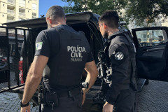 PCPR prende 17 pessoas e apreende drogas, armas e dinheiro em operação contra organização criminosa em Colombo