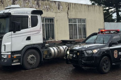 PCPR recupera caminhão roubado em menos de 24 horas em Guarapuava 
