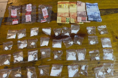 PCPR prende mulher em flagrante por tráfico de drogas em Ortigueira