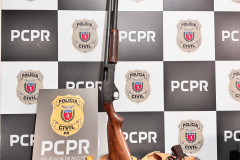 PCPR prende mãe e filho por posse irregular de arma de fogo e munições em Umuarama