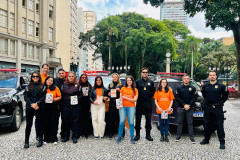 PCPR realiza ação em alusão ao Maio Laranja na rua XV de Novembro, em Curitiba