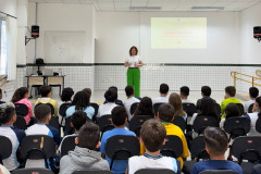 PCPR realiza palestra de conscientização sobre Maio Amarelo e Maio Laranja em Maringá