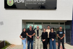 PCPR recebe estudantes de Direito para visita técnica à delegacia de Araucária