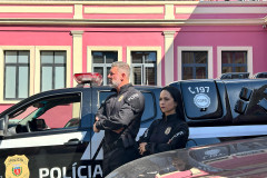 PPCR prende homem por porte ilegal de arma de fogo durante ação no bairro Parolin em Curitiba