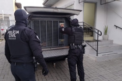 PCPR prende homem e mulher por roubo majorado contra motorista de aplicativo em Palmas
