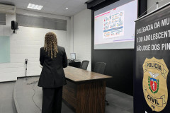 PCPR realiza palestra em alusão ao Agosto Lilás em empresa de Curitiba