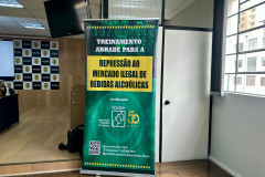 PCPR realiza treinamento em repressão ao mercado ilegal de bebidas alcoólicas em Curitiba