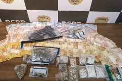 PCPR prende em flagrante quatro pessoas por tráfico de drogas e associação ao tráfico de drogas na Cidade Industrial de Curitiba