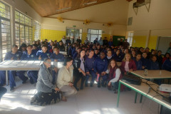 PCPR realiza palestra em escola para adolescentes em Jacarezinho