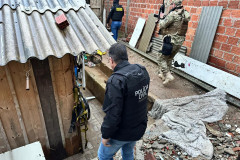 Operação integrada prende 25 pessoas suspeitas de integrar grupo criminoso no Alto Boqueirão, em Curitiba