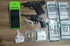 PCPR e PMPR prendem cinco pessoas e apreende armas, drogas e dinheiro em Paranavaí