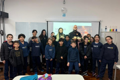 PCPR ministra palestra sobre racismo em Colégio no Centro de Curitiba