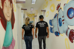 PCPR aprende dupla em flagrante por aliciamento e abuso infantil em Curitiba