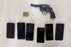 PCPR prende casal em flagrante por comércio ilegal de arma de fogo em Castro 