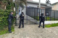 PCPR apreende drogas, celulares e prende uma pessoa em ação contra suspeitos de vender cetamina