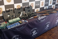 PCPR prende quatro pessoas e apreende diversos itens durante operação em Cascavel