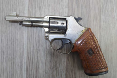 PCPR prende homem em flagrante por porte irregular de arma de fogo em Pitanga 