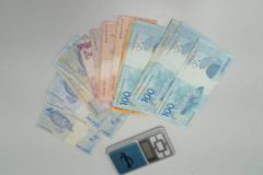 PCPR e PMPR prendem homem em flagrante por tráfico de drogas em Paranaguá