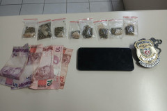 PCPR e GMC prendem quatro pessoas em flagrante durante operação contra o tráfico de drogas no Alto Maracanã