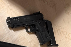 PCPR cumpre mandado de busca e apreensão de simulacro de arma de fogo em Umuarama