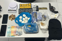 PCPR e Força Nacional prendem dois homens e apreendem drogas em Paranaguá