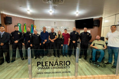 PCPR homenageia Agentes da Polícia Judiciária em Santa Tereza do Oeste