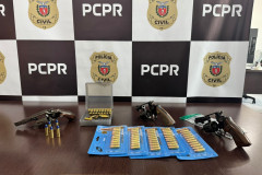 PCPR prende três pessoas e apreende armas de fogo e munições durante operação em RMC