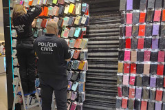 PCPR apreende mais de 1,6 mil produtos contrafeitos em Curitiba 