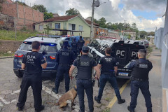 PCPR e GMs prendem homem em flagrante por tráfico de drogas em Jaguariaíva