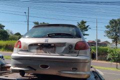 PCPR recupera veículo furtado e prende dois homens em flagrante por receptação em Londrina