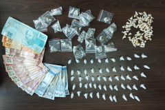 PCPR e GCM prendem dois homens por tráfico e apreende drogas em Almirante Tamandaré 