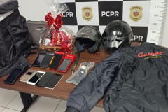 PCPR prende dois homens em flagrante por golpe do presente em Curitiba
