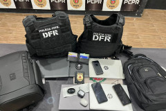 PCPR prende estrangeiros com notebooks furtados em Curitiba