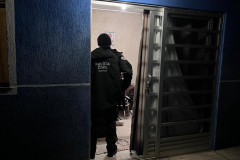 PCPR cumpre mandado contra investigado por extorsão sexual na internet em Curitiba