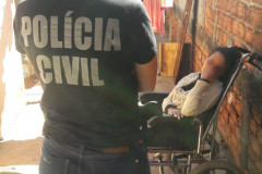 PCPR prende suspeito de manter esposa com câncer terminal em situação de maus-tratos