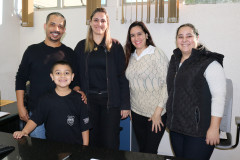 PCPR recebe garoto que sonha em ser policial civil em unidade de Foz do Iguaçu